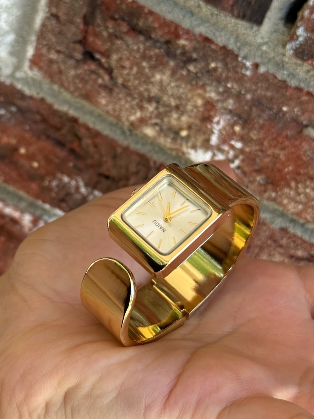 Classic Vintage Cuff Watch - Square Face - Picture 4 of 10